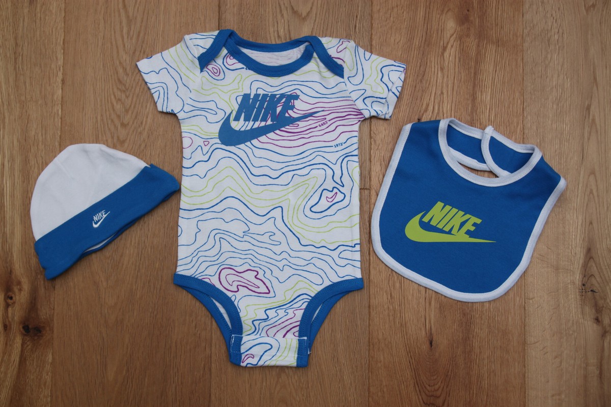 nike infant set