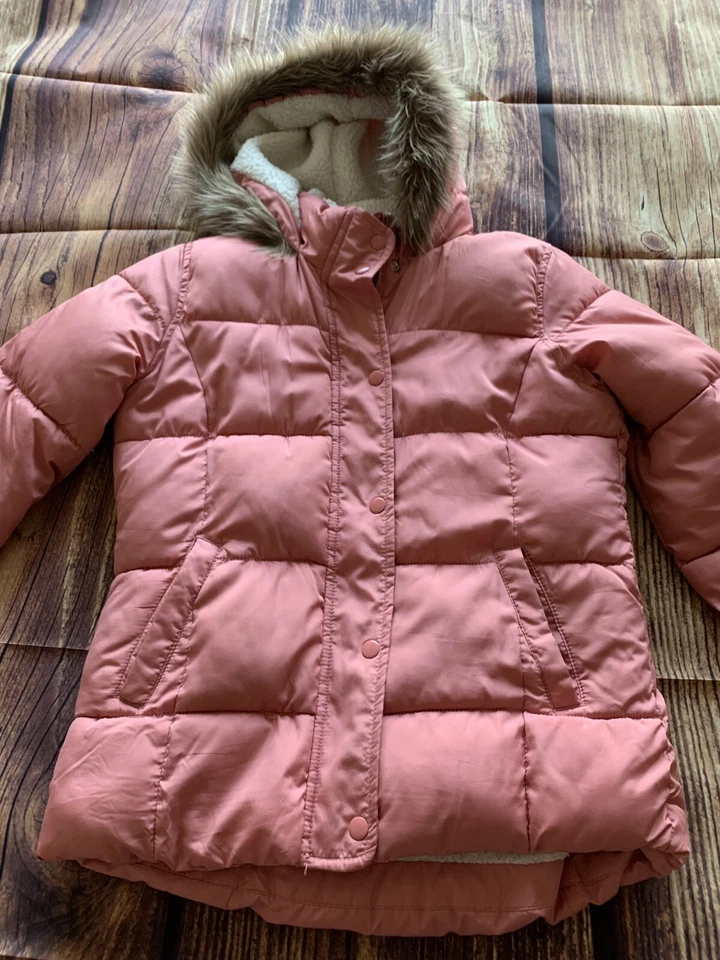 Old Navy Girl's Long Sleeve Full Zip Sherpa Lined Hooded Pink Puffer Jacket XL - Image 2 of 4