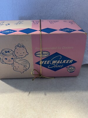 WEE WALkERS  Original Box And What every Mother Should Know About Baby Shoes