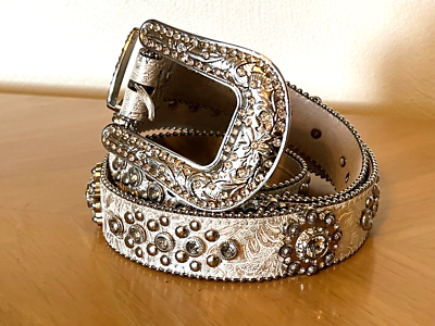 Blazin Roxx Floral Concho and Cristal Metallic Silver belt Blazin Roxx Floral Concho & Crystal Metallic Silver Leather  main image 3