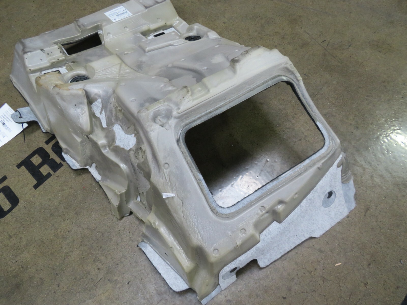 Maserati Levante, RH, Right, Front Floor Carpet, Black, Used, P/N 670085990