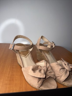 DV8 by Dolce Vita Women's Blush Suede Bow Ankle Strap Sandals Size 6.5