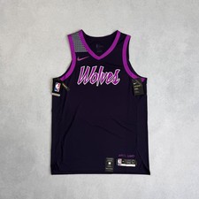 Top-Selling Sports Jerseys of 2013 32