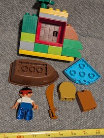 Lego Duplo 10513 Jake Neverland Hideout Pirates + 10512 Treasure Hunt Lot 100%