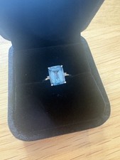 Santa Maria blue topaz and diamond 9K white gold ring (size I)