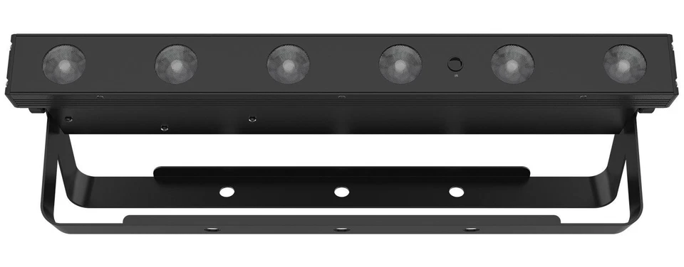 Chauvet DJ Ezlink Strip Q6 BT Wireless Battery Bluetooth Wash Light+Power Strip - Image 4 of 4