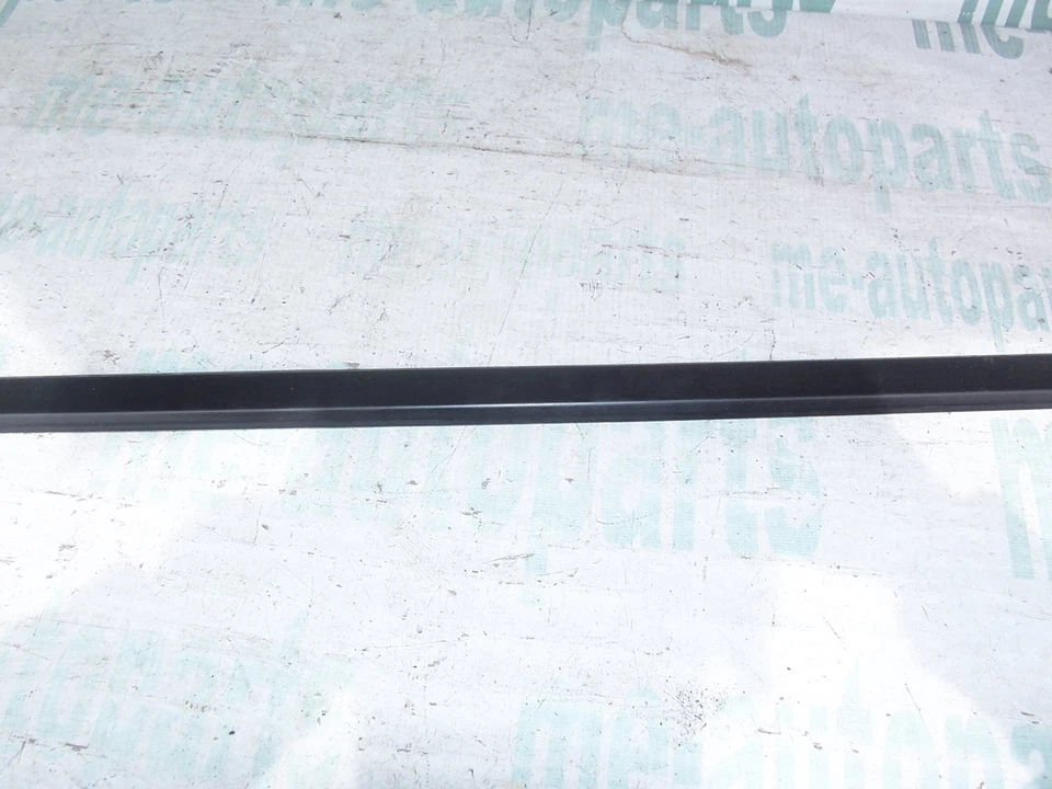 84-88 MERCEDES BENZ 190E OEM MOLDURA PUERTA CONDUCTOR SUPERIOR TRASERA IZQUIERDA Foto 4 de 4