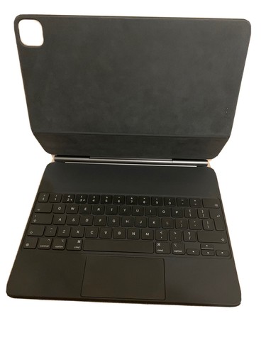 Apple Magic Keyboard 12.9” 4th Gen - British English - Picture 1 of 10