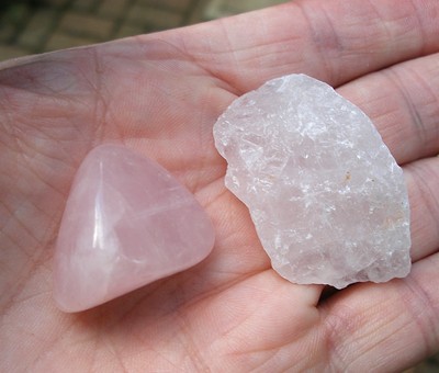rose quartz polished stone