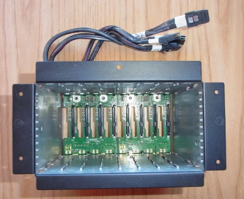 HDD CAGE Umbau SFF 8x 2.5 BACKPLANE SAS A3C40086493 PRIMERGY TX140 S1 TX150 S7