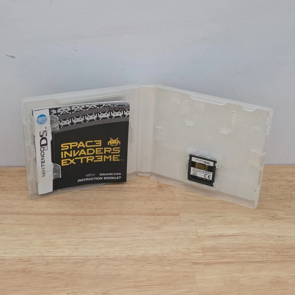 Space Invaders Extreme Nintendo DS Video Game PAL + Manual 2008 - Image 3 of 4