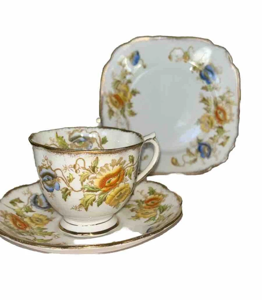 Juego de trío de tazas y platillos Royal Albert Bone China vintage amapolas amarillas y azules 7729 Foto 3 de 4