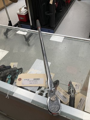 Mac Tools Ratchet 1/2  Drive Axis Flex Head 26  Comfort Handle VR2690FPA 199451