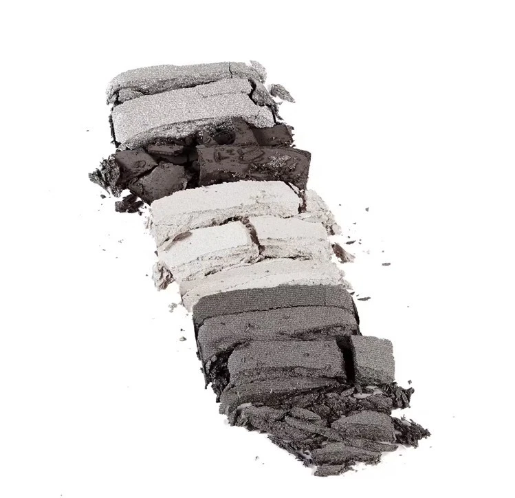 Sombra de ojos cuádruple gris y noche Bourjois Smoky Stories Foto 2 de 3