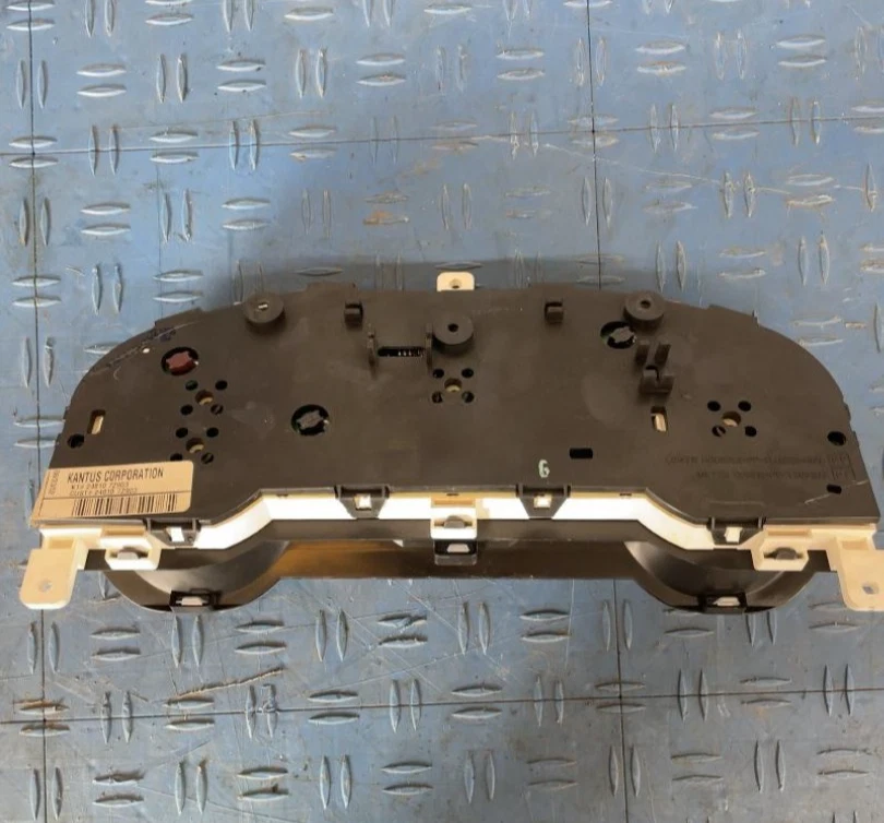 2002 Nissan Xterra Frontier Speedometer Instrument Cluster MPH 6 Cyl XE Oem Foto 2 de 4