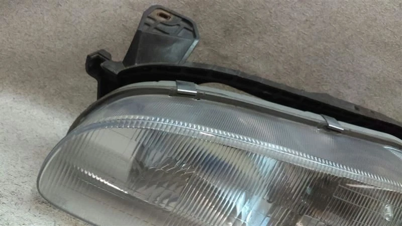 Driver Left Headlight Fits 93-97 GEO PRIZM W123-178818 - Image 2 of 4