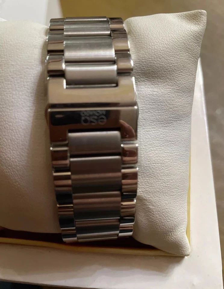 Мужские часы ESQ Movado Lefty Fusion с темно-синим циферблатом (модель: 07301424) - Изображение 2 из 4