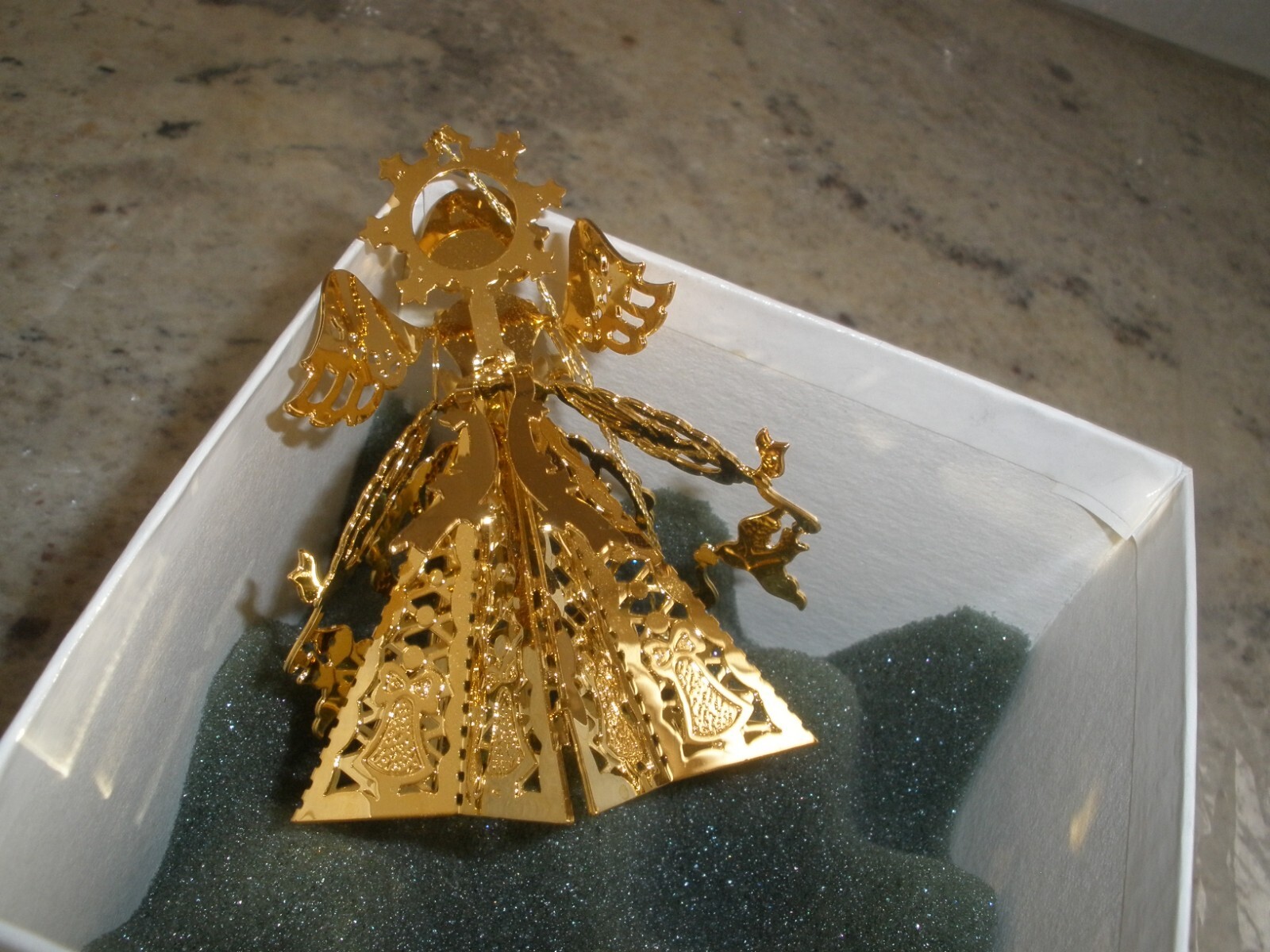 VINTAGE DANBURY MINT GOLD CHRISTMAS ORNAMENTS IN BOX (YOU CHOOSE) eBay