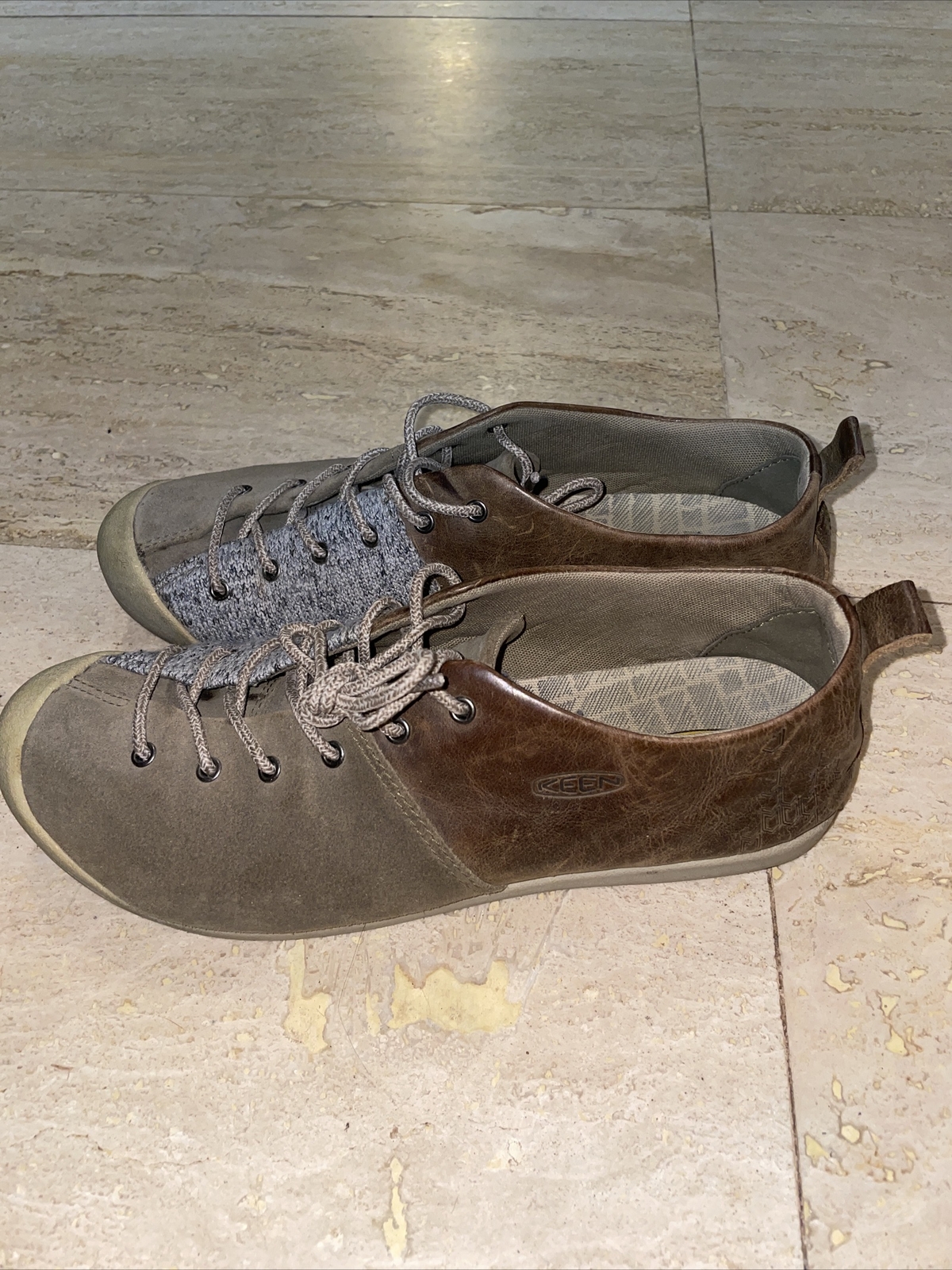 Scarpe da ginnastica Oxford Keen da donna taglia 8 5 in pizzo lato est marrone grigio