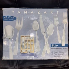 Yamazaki Bolo Fine Stainless Steel 42 Piece Set For 8 Includes Wood Storage Tray