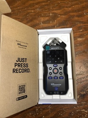 Zoom H4essential 32-Bit Float 4-Track Digital Recorder