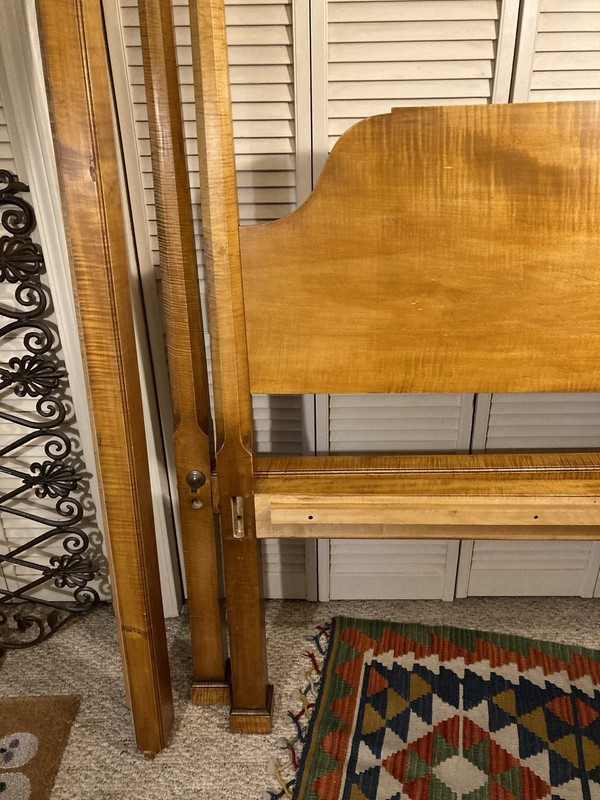 Solid Tiger Maple Queen 4 Poster  Bed - Antique or VTG- VERY STRONG TIGER-DEAL !