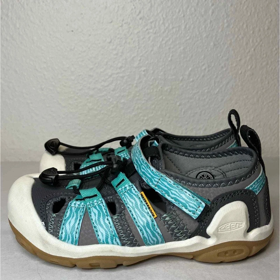 Nuevas Sandalias Keen Knotch Creek Niños Punta Cerrada Senderismo Agua Azul Jugar Camping Foto 3 de 4