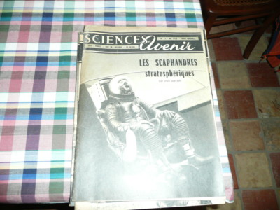 WISSENSCHAFTEN UND ZUKUNFT Nr. 75 Mai 1953 die statosphärischen Taucher 