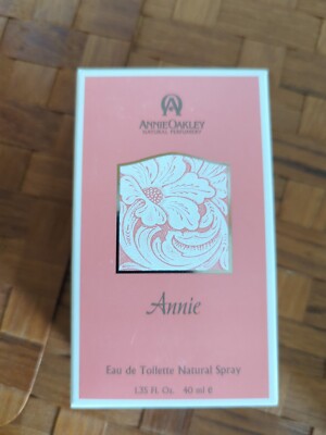 Annie Oakley ANNIE Eau de Toilette Natural Spray 1.35 fl Oz Bottle