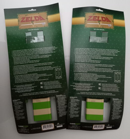 TWO OFFICIAL NINTENDO LEGEND OF ZELDA CLASSIC SWORDS NES 8 BIT RETRO WITH SOUNDS
