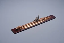 WWII U.S. NAVY SUBMARINE DESK MODEL IN COPPER ON BROWN BAKELITE BASE