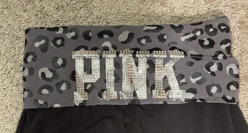 Leggings Victoria's Secret Rosa Y2K Plegable Lentejuelas Recortadas Estampado Leopardo Talla S Foto 2 de 4