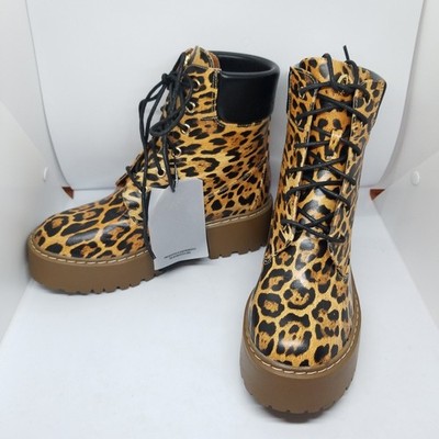 Size 8 Rocco Barocco Leopard Boots Shoes Lace Up