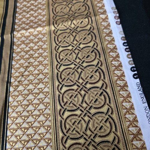 Celtic Illumination Designed by Freedom Fabric Celtic Knot 2 Panels Cotton Gold - Picture 7 of 8