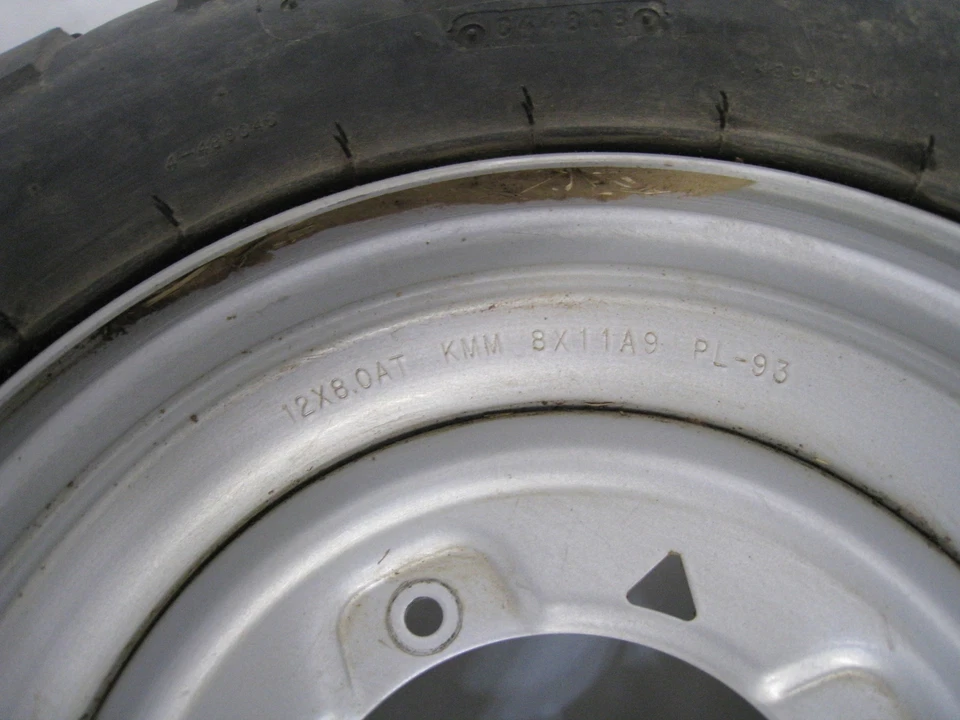 Polaris 500 Sportsman X2 500 2006 rueda trasera izquierda Foto 3 de 4