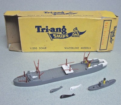 TRIANG MINIC SCHIFFE WHALER Vikingen M733 + M734 Whale Chaser 3 Wale M880 + Box