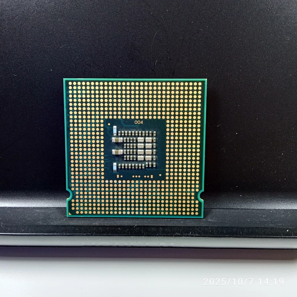 Intel Pentium E5800 3.20GHz Dual Core LGA775 SLGTG – CPU usata testata - Immagine 2 di 4