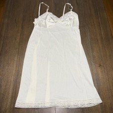 Vintage Vanity Fair White Nylon Full Slip Women 40 Lace Trim Lingerie Bridal USA
