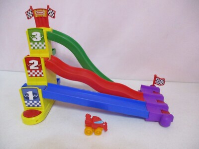 Playskool-Triple Track Tower-Chuck & Friends-1 Car-2005-Vintage-As Shown-Works