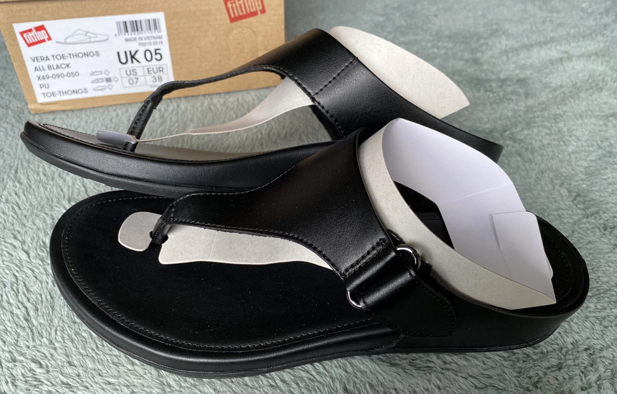 BNIB Fitflop Vera Black size 5 Small Fitting Would Fit a Size