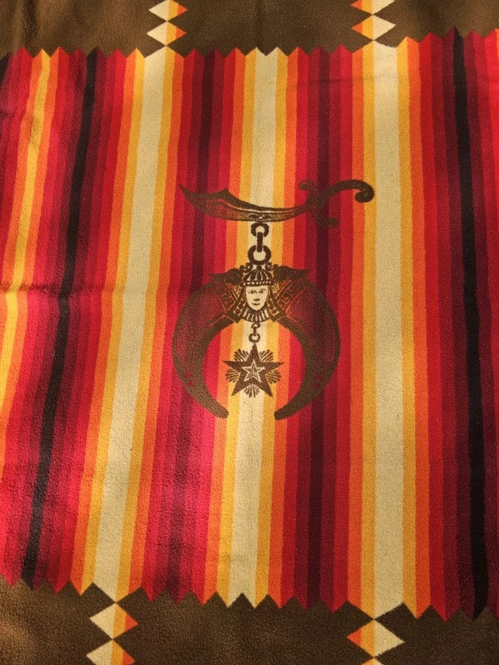 Antique 1920s Pendleton Wool Blanket Shriners Masonic Western 72"x58" Reversible - Image 4 of 4