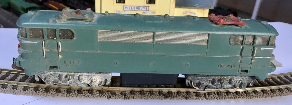 Locomotive électrique Vintage SNCF BB9240 GEGE Par Jouef - HO Fonctionnelle