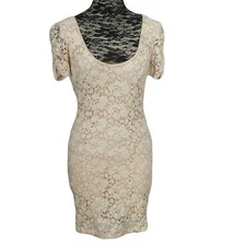 Pins and Needles Creme Lace Size Medium Dress