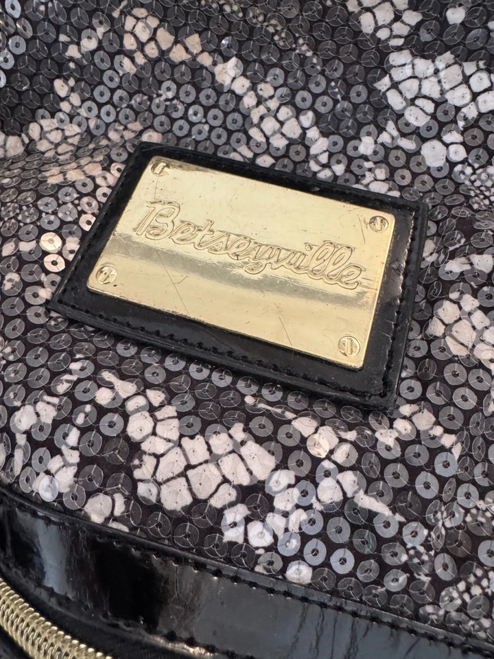 Bolso de Lona BETSY JOHNSON Lentejuelas Negro Blanco Cremalleras Doradas Foto 3 de 4