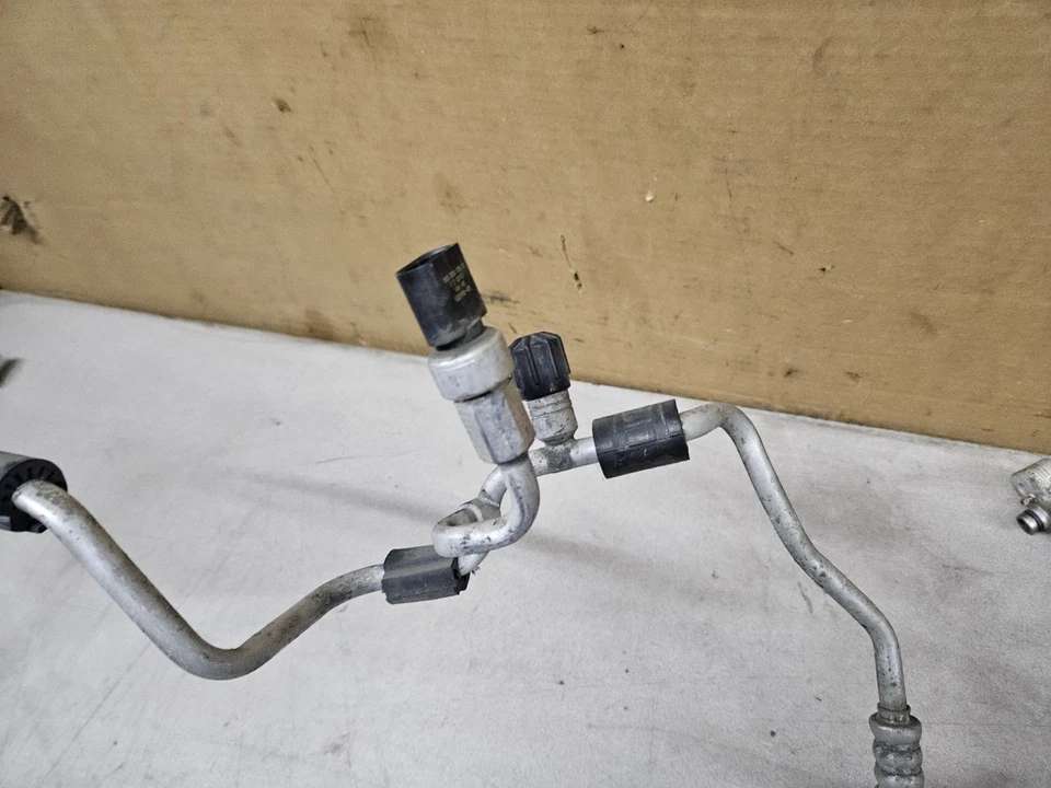 2012-2015 Volkswagen Passat 2.5L A/C Liquid Hose Line OEM 561820741 - Image 4 of 4