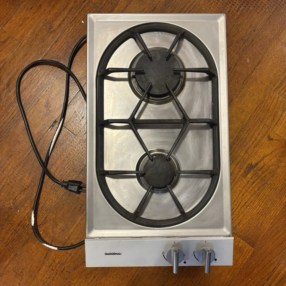 Cocina de gas modular Gaggenau de 12 pulgadas 2 quemadores Vario serie 200 VG232232CA Foto 2 de 4