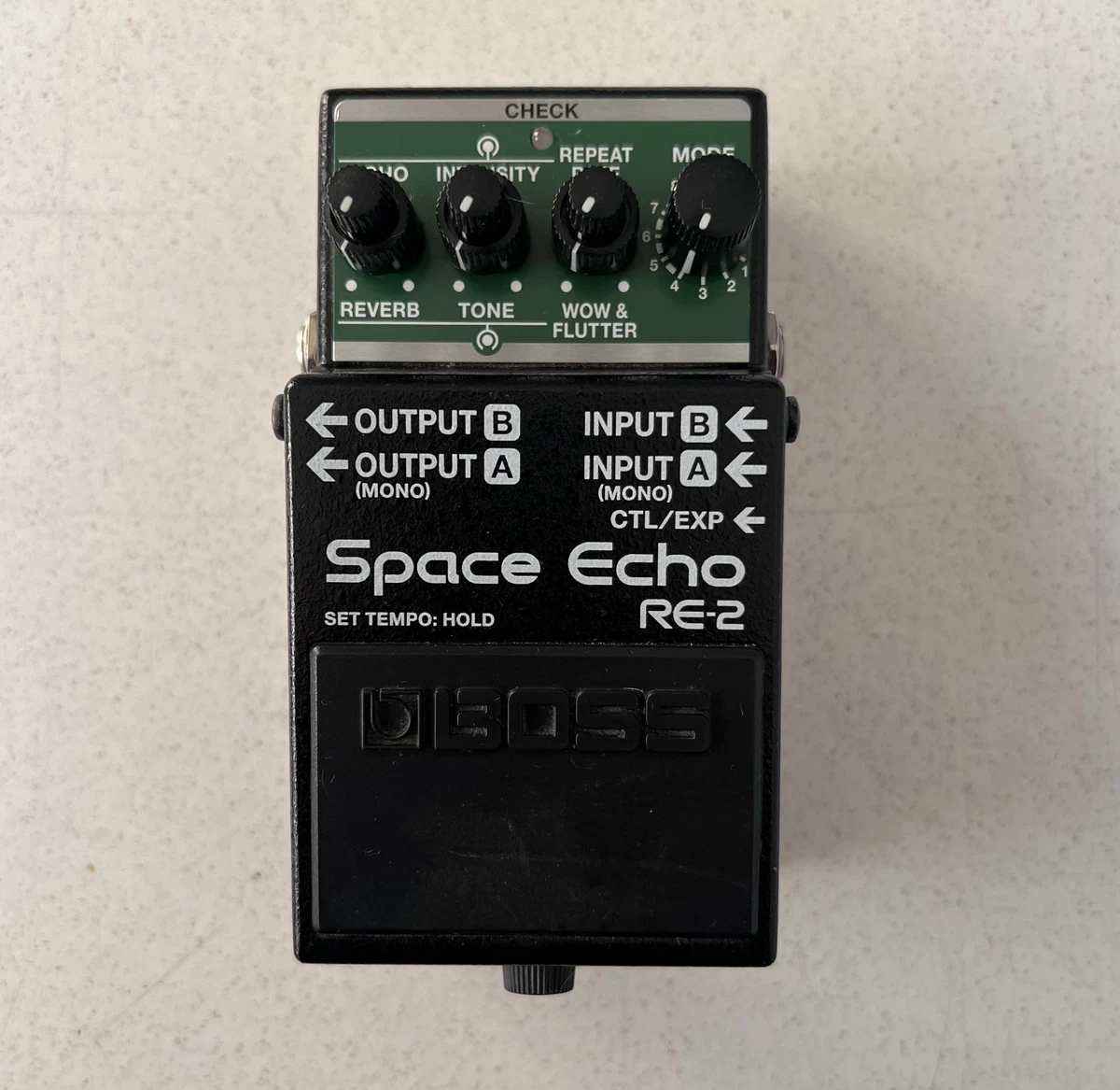 Boss RE-2 Space Echo Guitar Effects Pedal Echo Delay Reverb