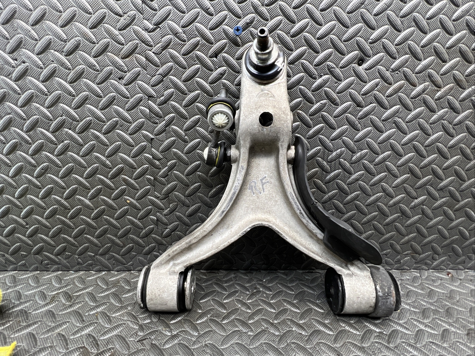 💥 OEM 2003 - 2012 MASERATI QUATTROPORTE M139 FRONT RIGHT LOWER CONTROL ARM