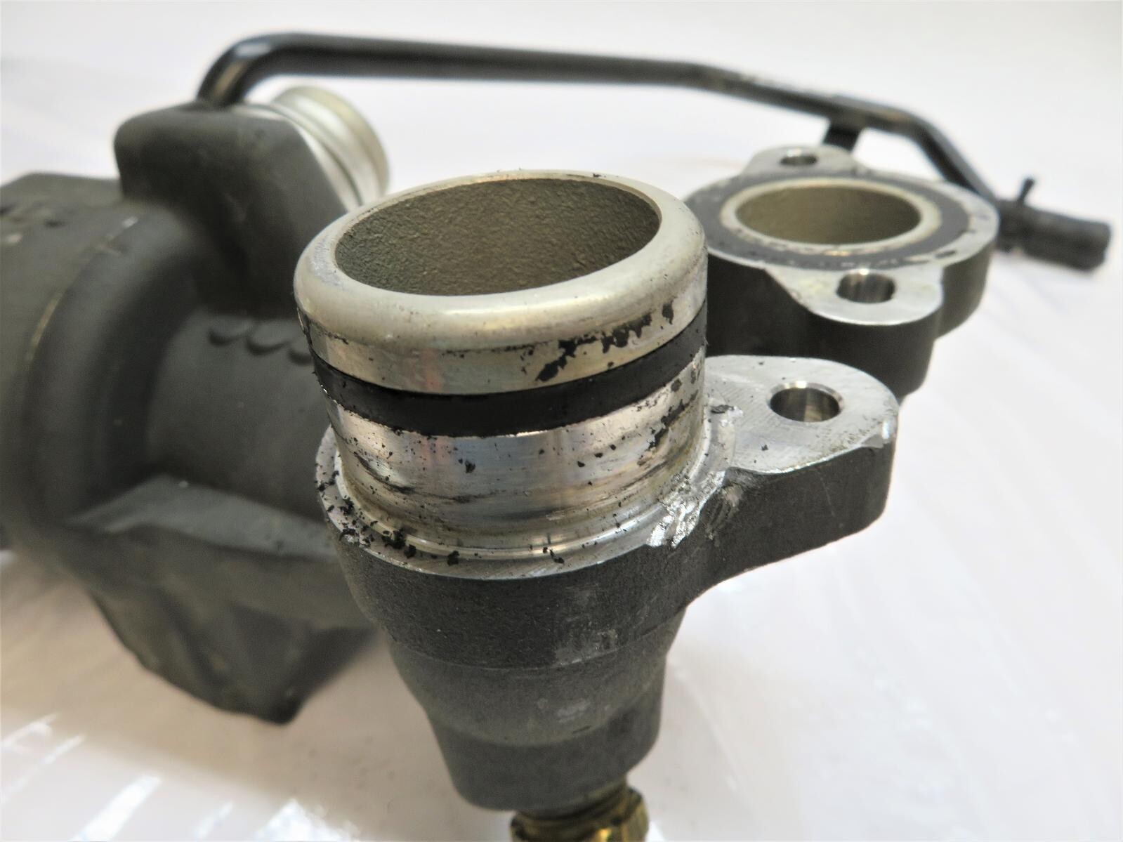 2012 ASTON MARTIN RAPIDE 6.0L V12 ENGINE MOUNTED THERMOSTAT HOUSING HOSE ASSY 