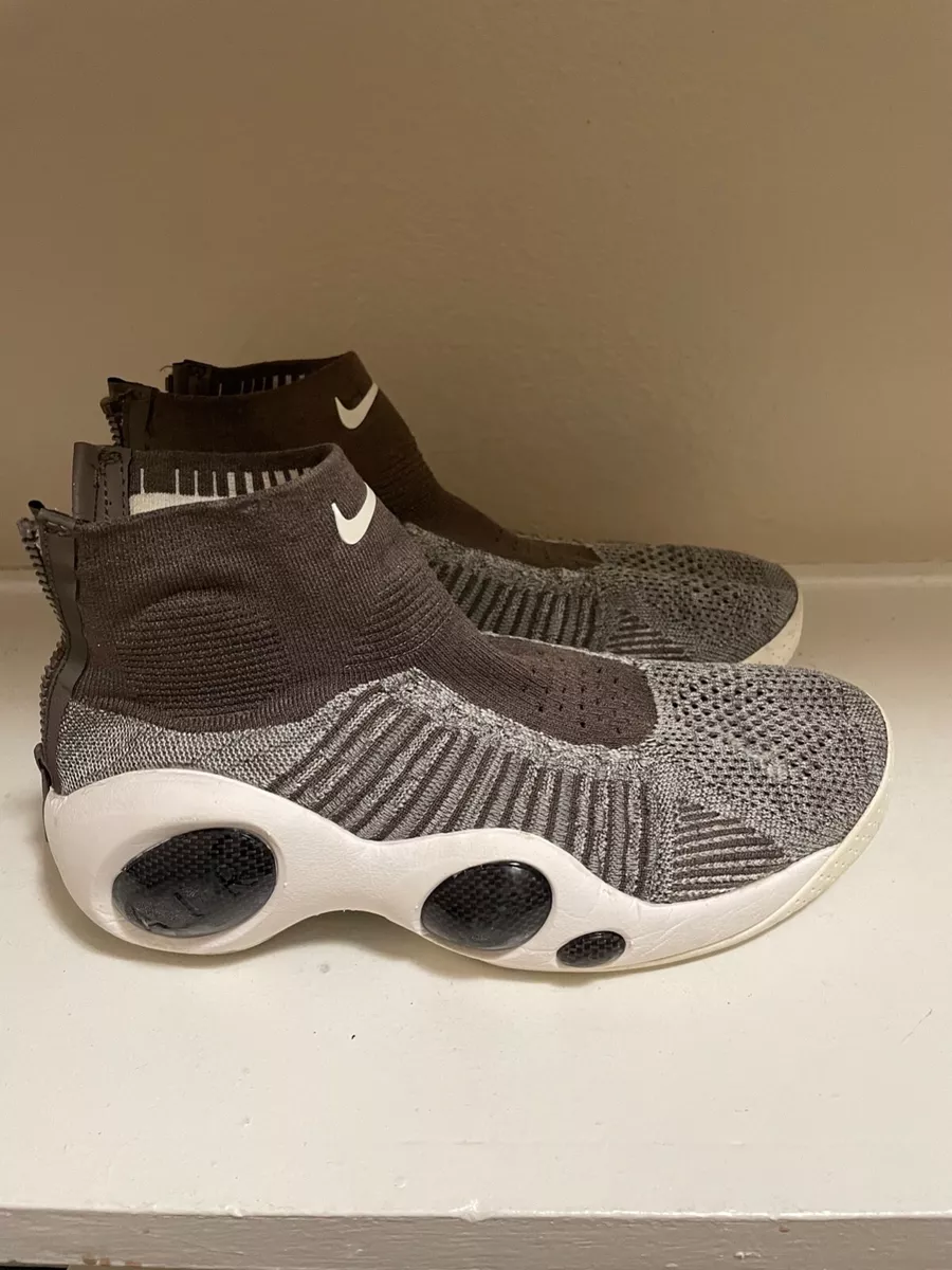 Nike flight bonafide size deals 8